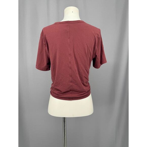 Lululemon Shirt Womens 4 Burgundy Pima Cotton Twist Front SS Crescent Tee Crop - Picture 3 of 7